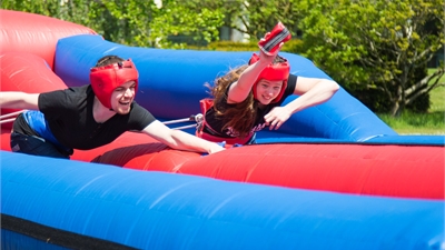 Two students on a bungee run