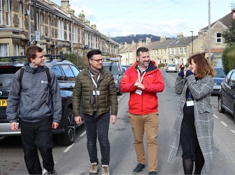 Bridging students and their institutions with the local community.